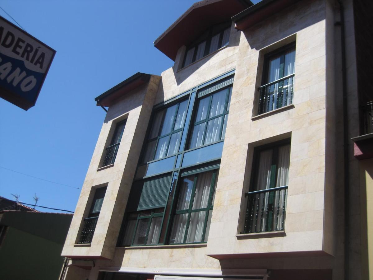 Apartamento Arriondas Exterior photo